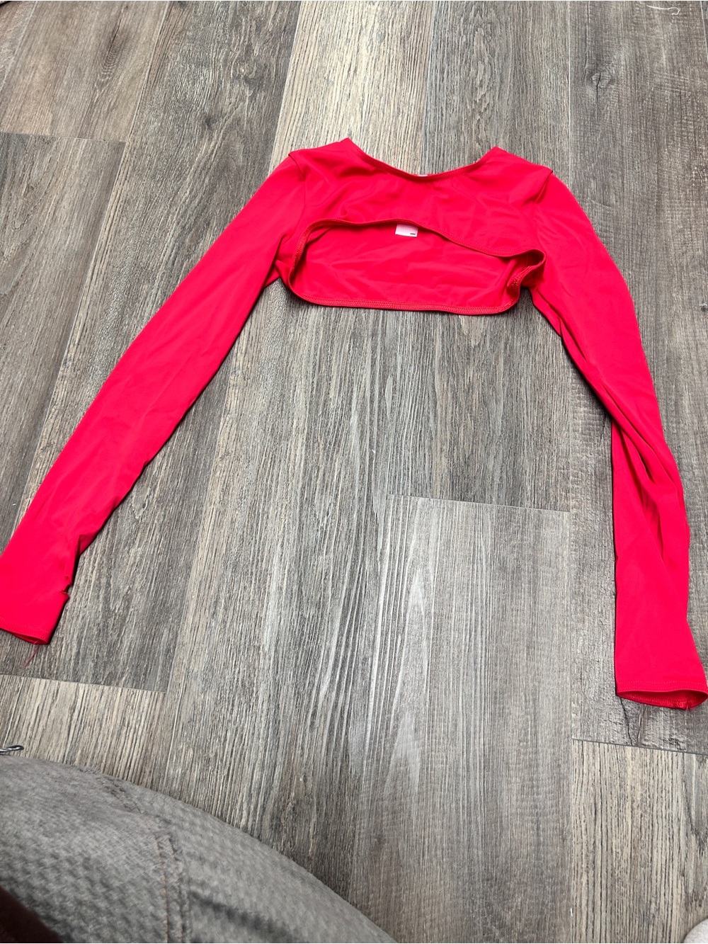 Weissman Fitted Long-Sleeve shrug top in red